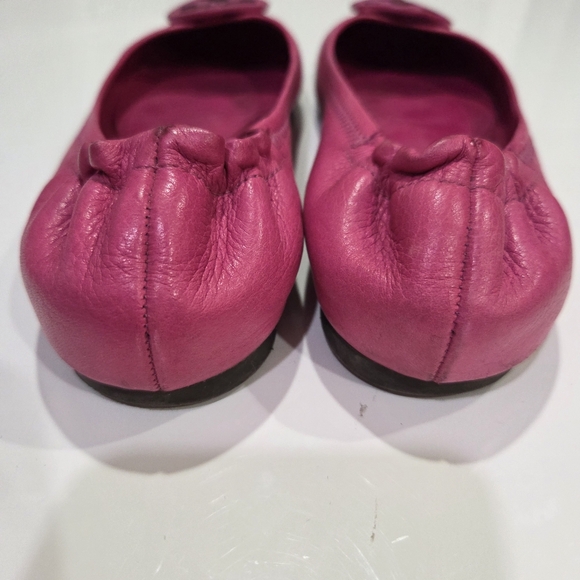 Tory Burch ICONIC Minnie Travel Ballet Flats in 'Love Pink' Leather SIZE 7.5 - Picture 4 of 10